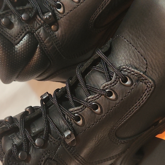 Women's Timberland Pro Work Boots - Picture 2 of 9